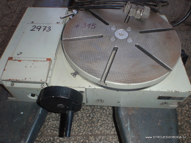 Stůl otočný elektrický pr. 315mm (02973 (2).JPG)